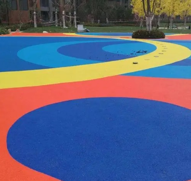 EPDM室外塑膠場地 兒童活動(dòng)場地 兒童游樂設(shè)施地膠